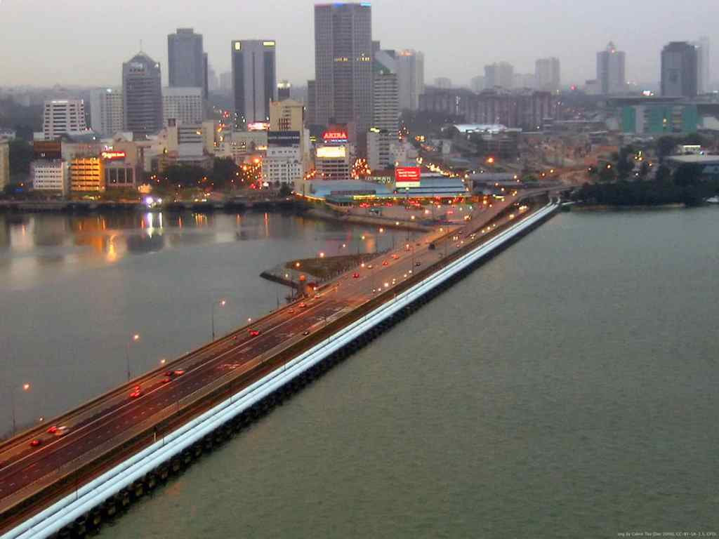 Why Timing Your Singapore to Johor Bahru Crossing Matters