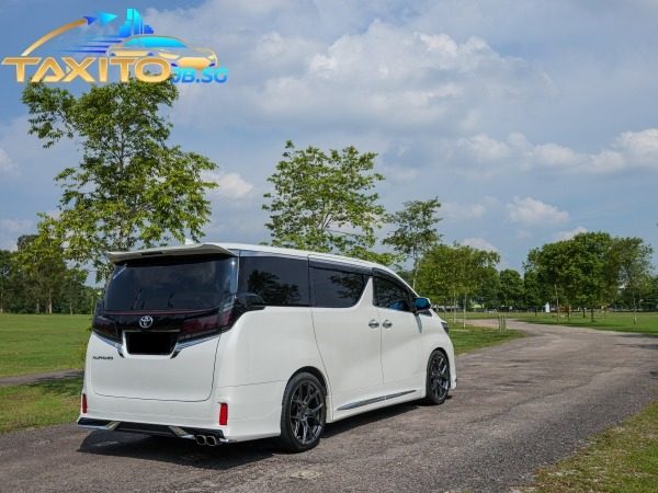 Alphard_Back_1